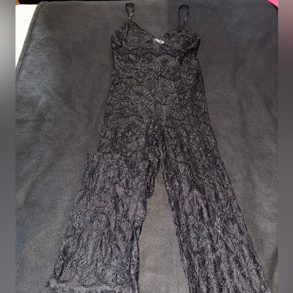 Sexy lace jumpsuit/lingerie